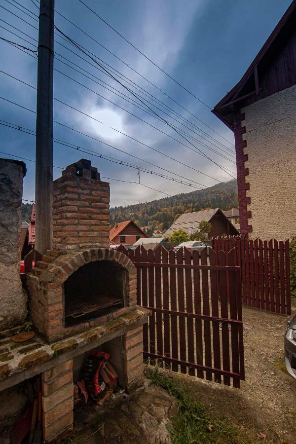 Casa Sara Διαμέρισμα Σινάια Εξωτερικό φωτογραφία